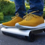 “Walkcar” is an Electric Skateboard That Looks Like a Laptop