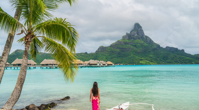 How did Polynesian people get to the Pacific islands? How did Polynesian people get to the Pacific islands