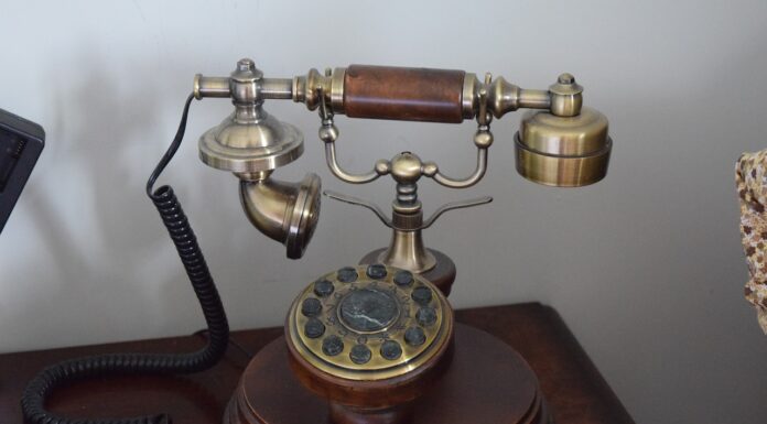 Why Virtual Phone Systems Are Making Traditional Landlines History Virtual Phone Systems Are Making Traditional Landlines History